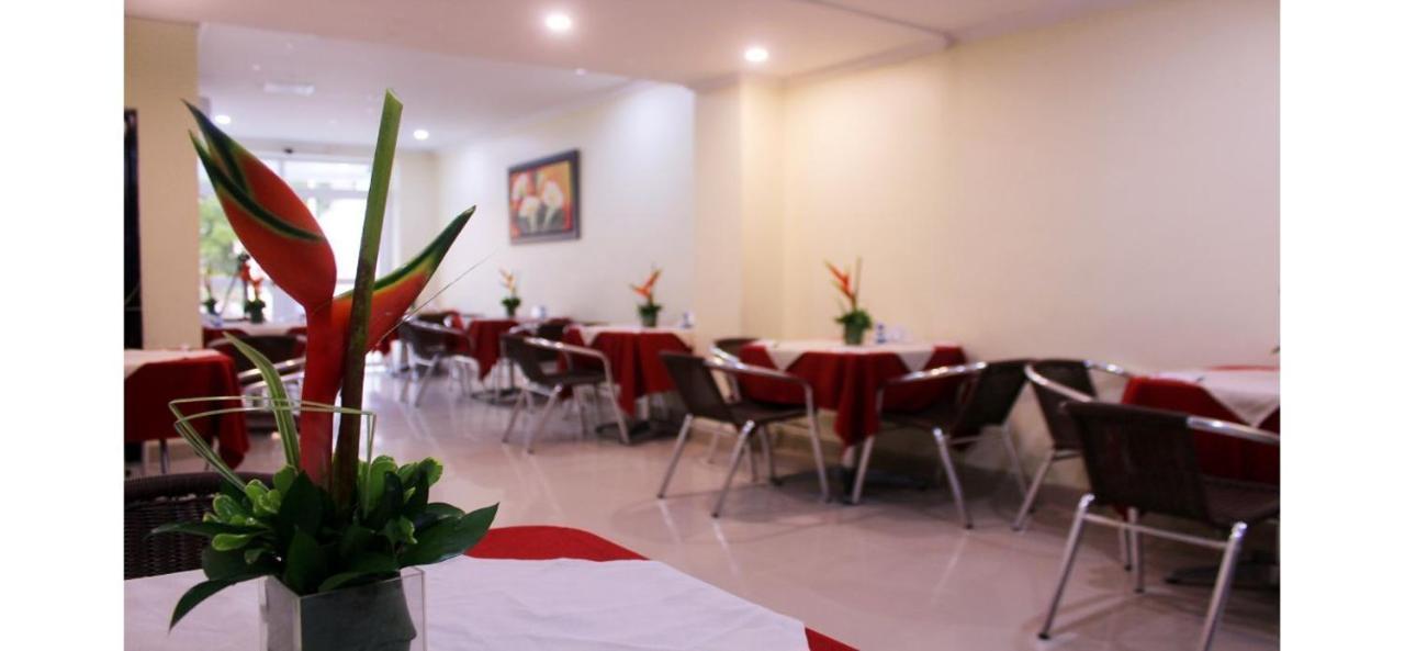 Hotel Sol Del Este Cartagena Exterior photo